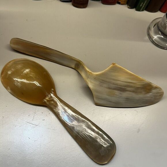 Hornvarefabrikken From Denmark Cow Horn  Cake Server - Picture 6 of 11